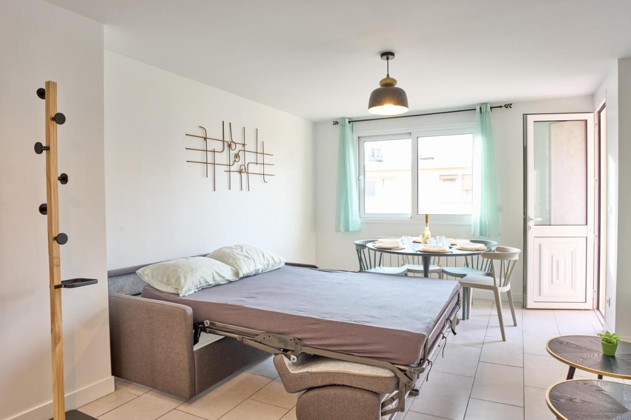 Eclat Dore Bondy Suites Free Parking Exterior photo